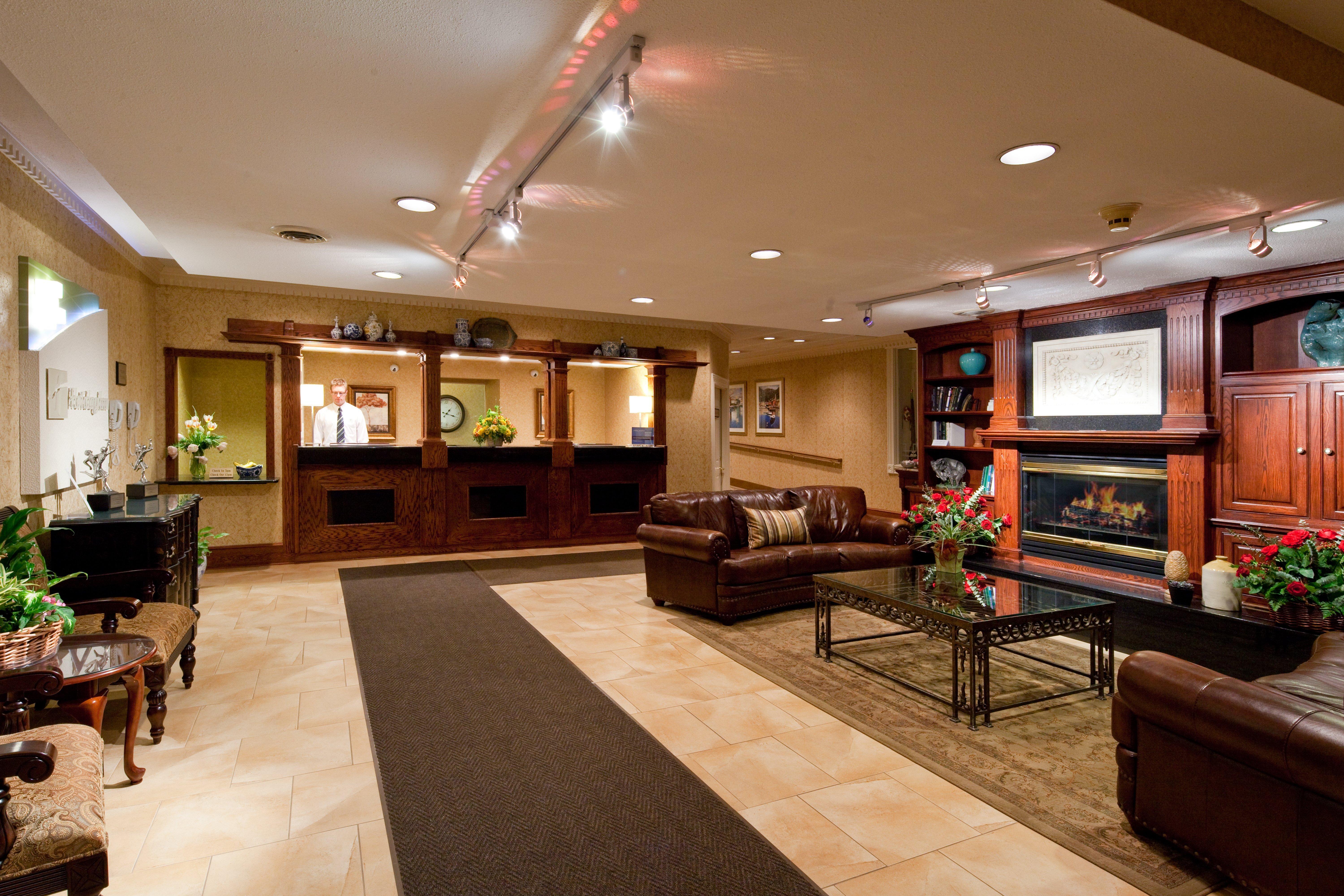 Holiday Inn Cleveland-Mayfield By Ihg Zewnętrze zdjęcie
