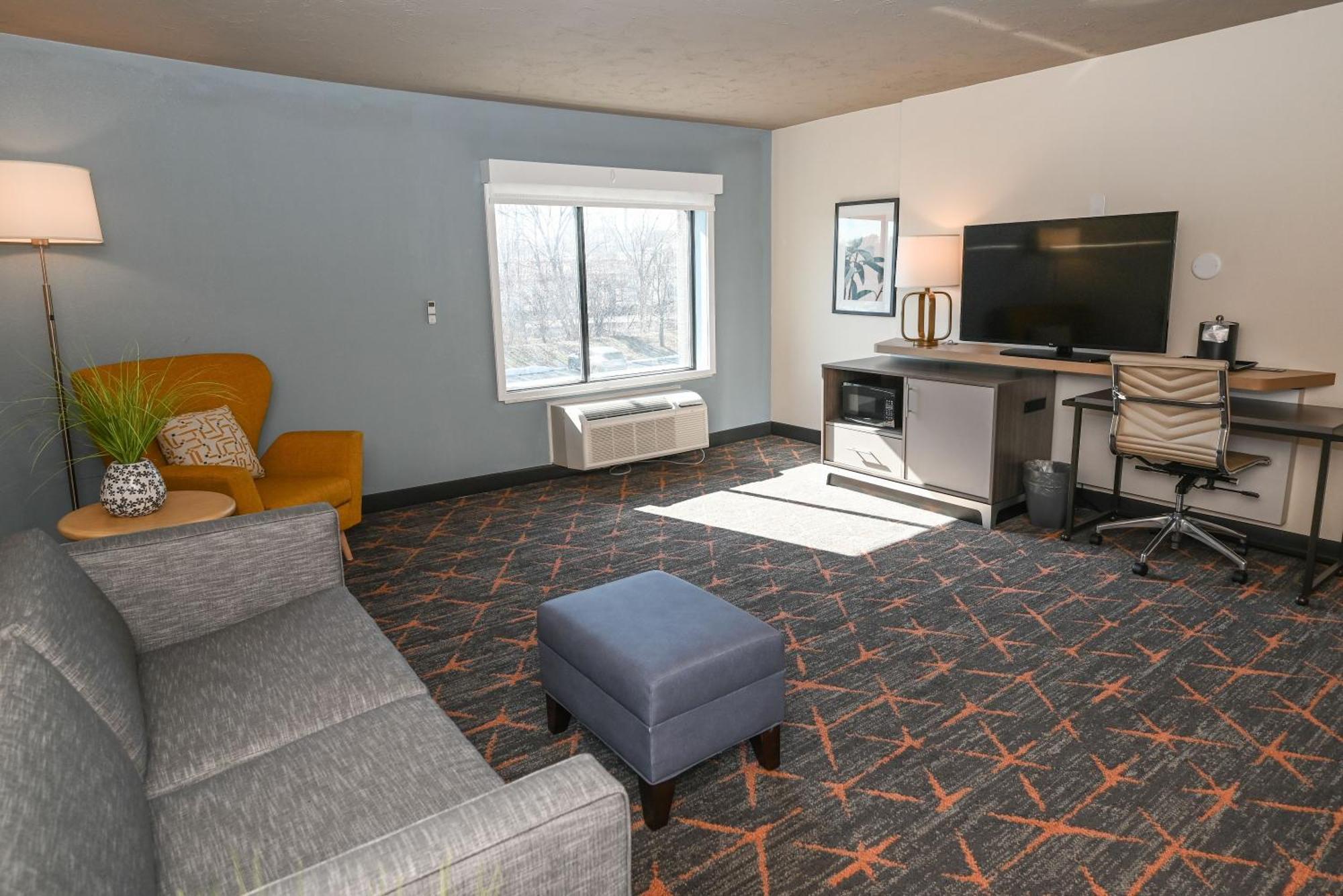 Holiday Inn Cleveland-Mayfield By Ihg Zewnętrze zdjęcie