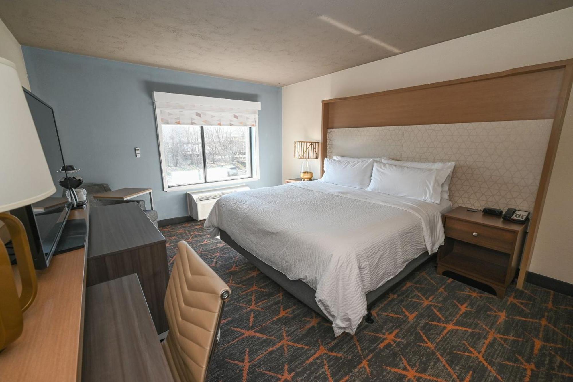 Holiday Inn Cleveland-Mayfield By Ihg Zewnętrze zdjęcie